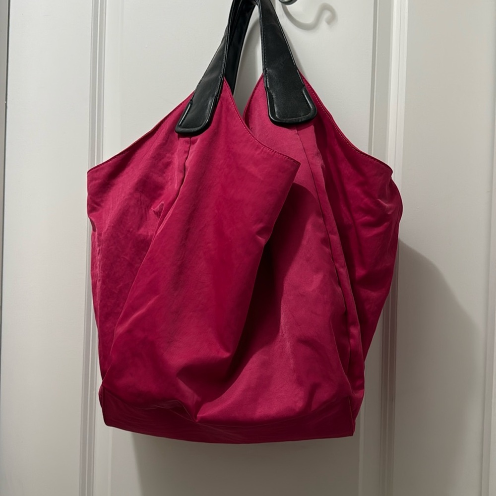 Hobo the original large nylon hobo magenta